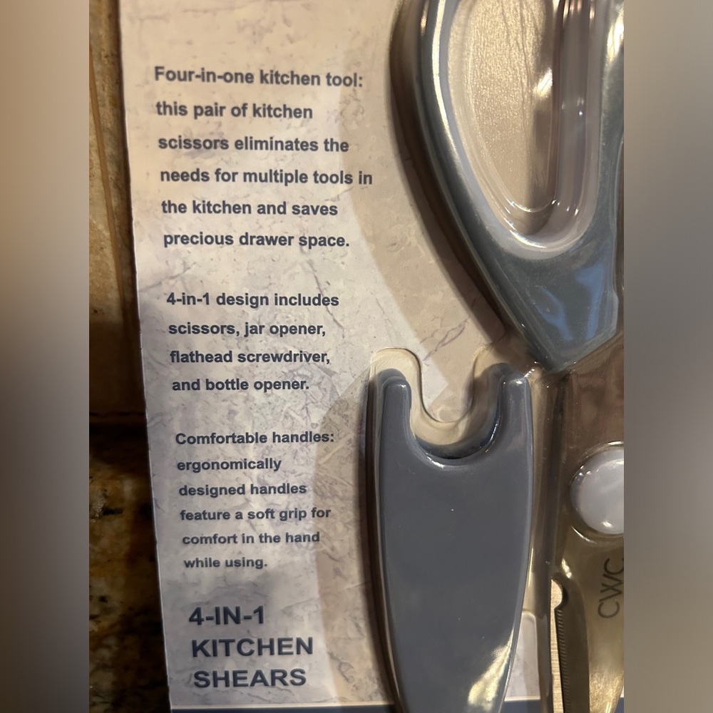 Cook with Color 4 in 1 Kitchen Shears ✂️👩🏻🍳 - Picture 3 of 3